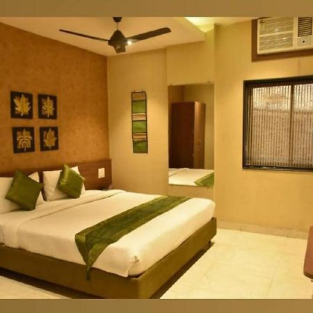 Ash Luxury Hotel With View Of Taj Mahal Agra  Exteriör bild