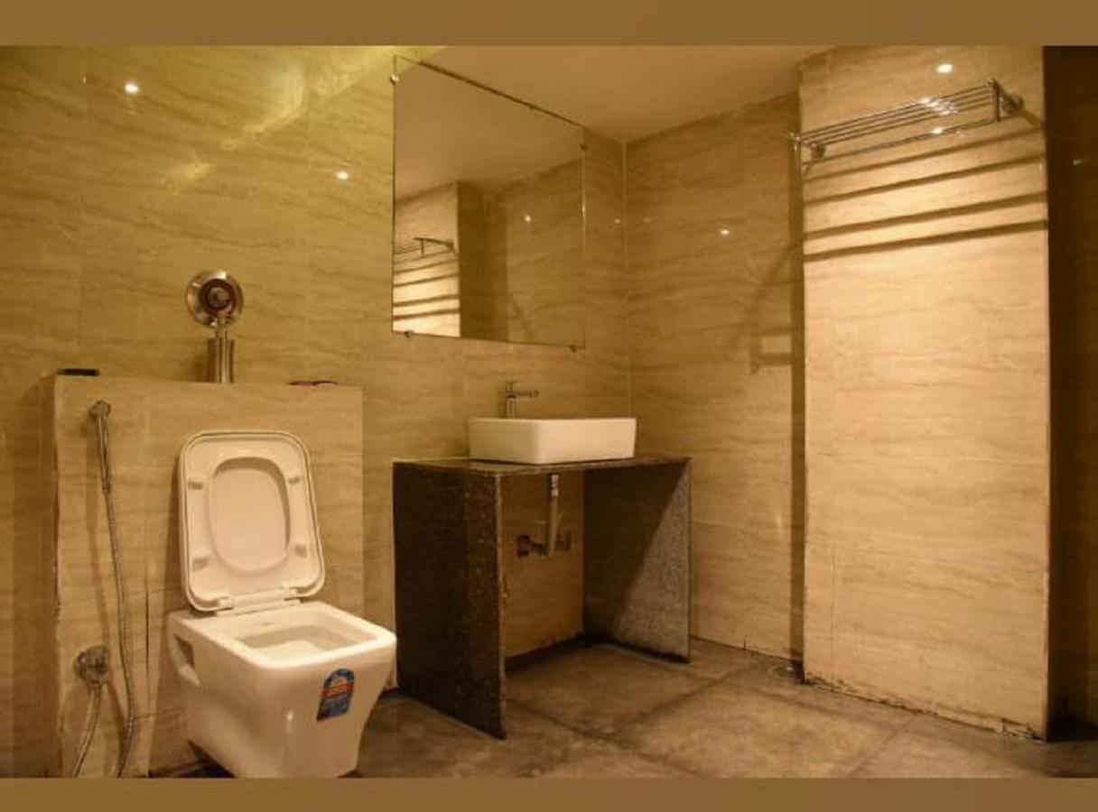 Ash Luxury Hotel With View Of Taj Mahal Agra  Exteriör bild