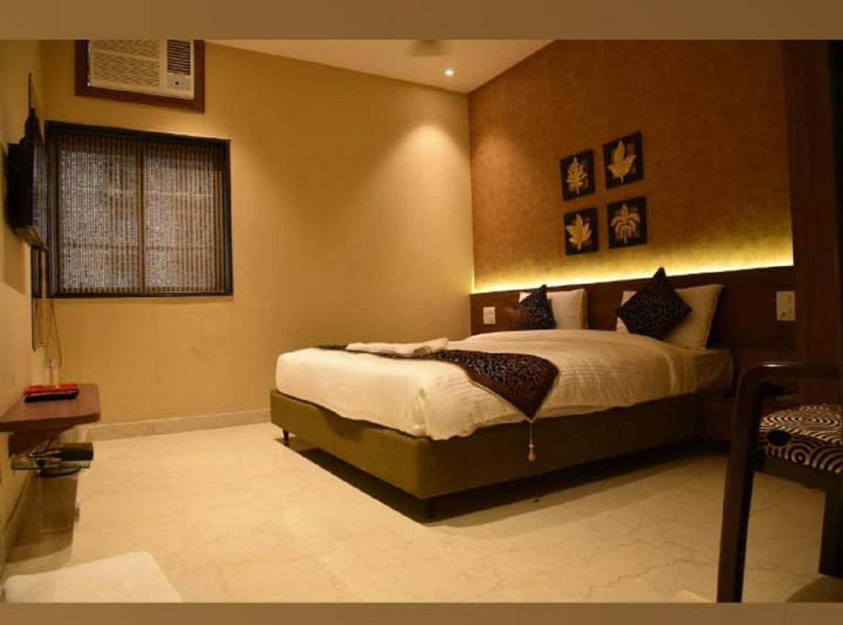 Ash Luxury Hotel With View Of Taj Mahal Agra  Exteriör bild